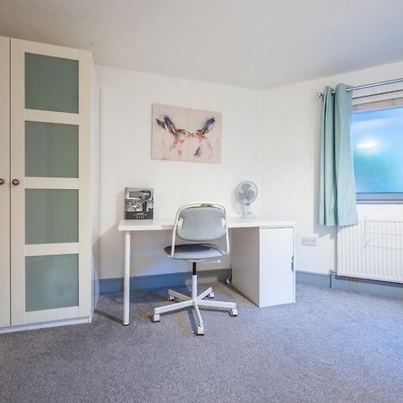 Apartamento Millennium View By Ty Sa Cardiff Exterior foto
