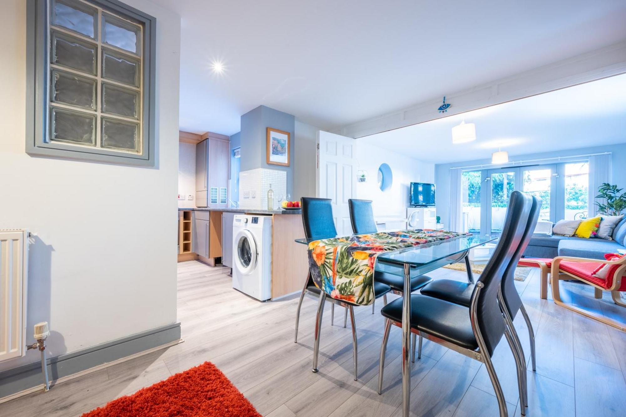 Apartamento Millennium View By Ty Sa Cardiff Exterior foto
